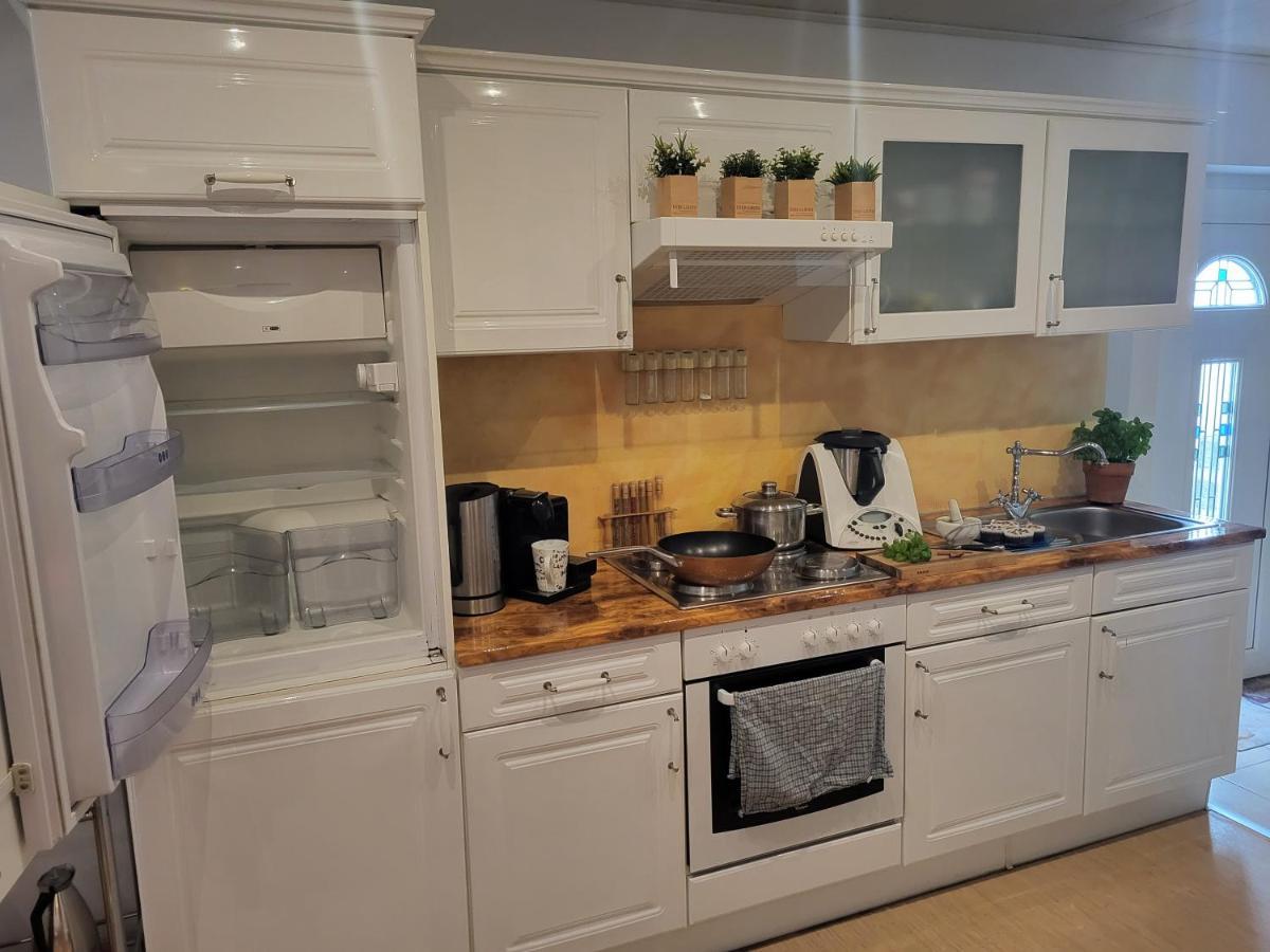 Ferienwohnung Fuer 4 Personen Mit Schnellem Wlan, Glasfaser, Tv Paket Beilstein  エクステリア 写真