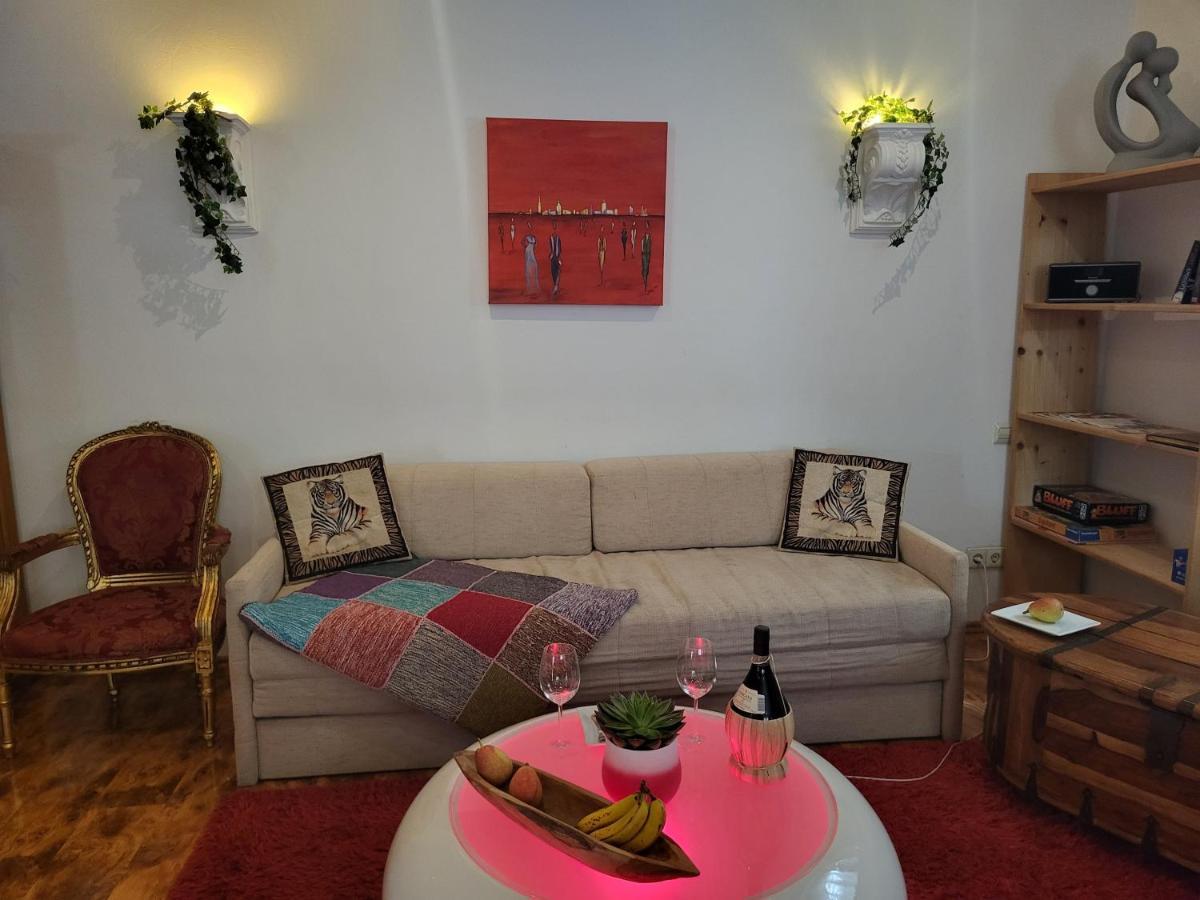 Ferienwohnung Fuer 4 Personen Mit Schnellem Wlan, Glasfaser, Tv Paket Beilstein  エクステリア 写真